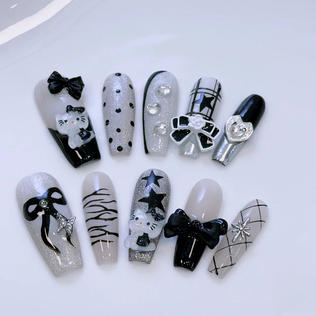 10Pcs Cute 3D Hello Kitty Kuromi Cartoon Handmade Nail Art Fashion Bow Luxury Diamond Detachable Full Cover Nails Holiday Gift